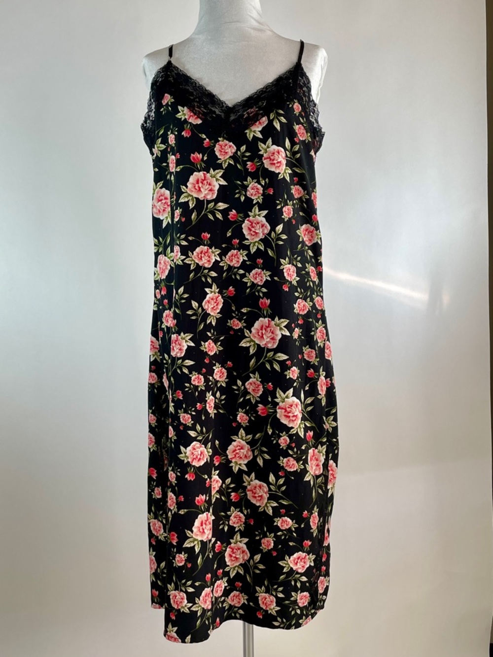 Grace & Mila Floral Slip Dress L Black Pink Lace Trim Midi/Maxi Sleeveless slit